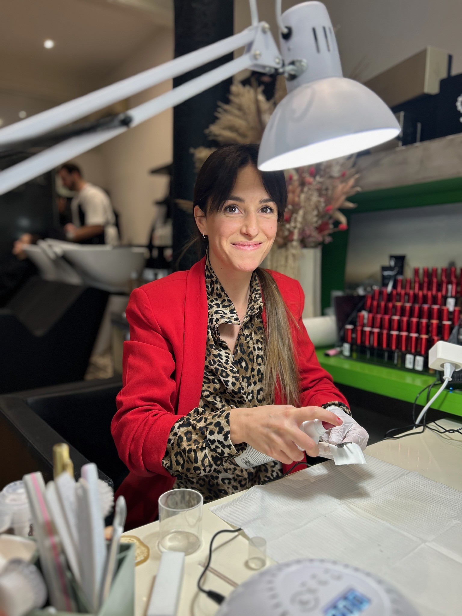Laura prothésiste ongulaire chez Authentic Cames à Toulouse